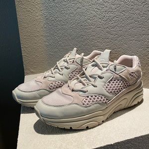 Marc Fisher cream Sneakers